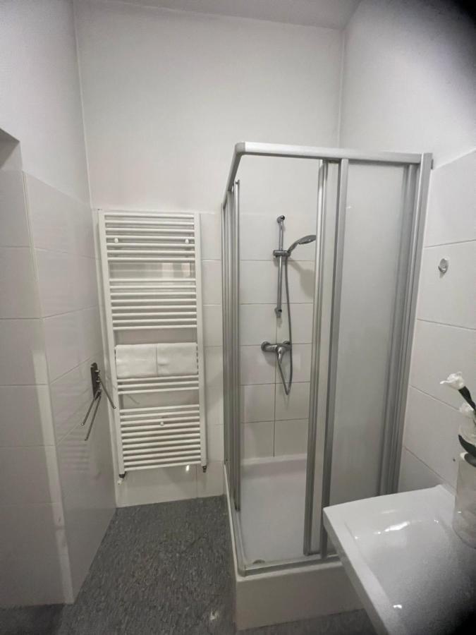 Plener Paradise Viena Exterior foto